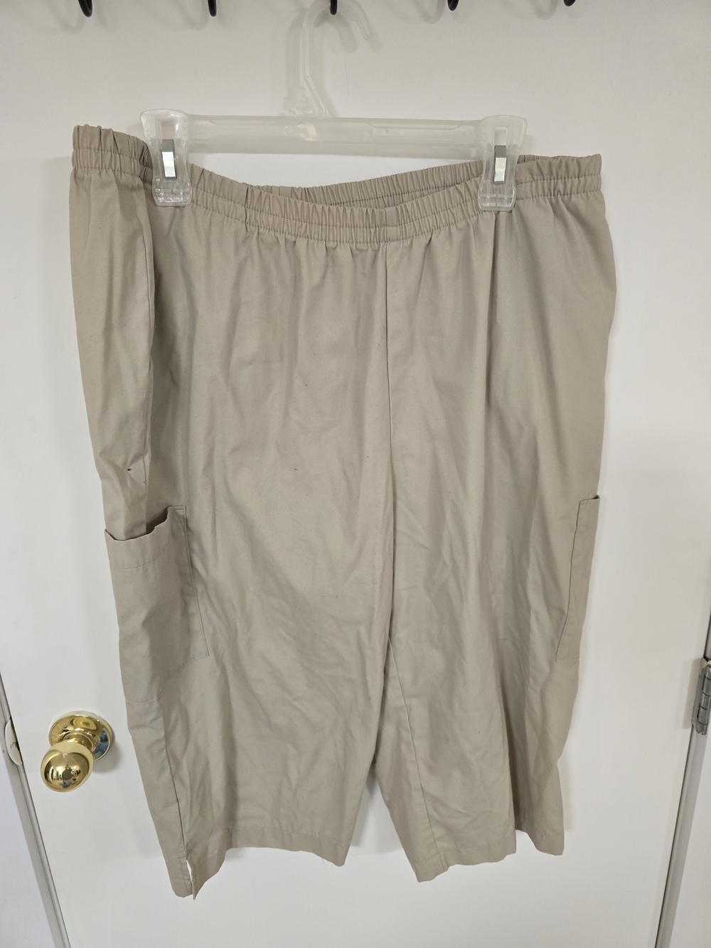 White Cross Women's Cargo Shorts - Beige